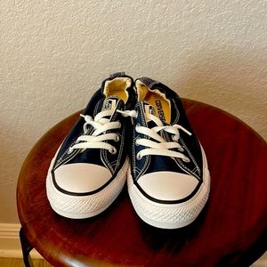 Brand new women’s Converse All Star shoe. NWOT.